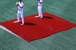 TPM- 3 PIECE RED CLAY ON FIELD SINGLE BULLPEN MOUNDS